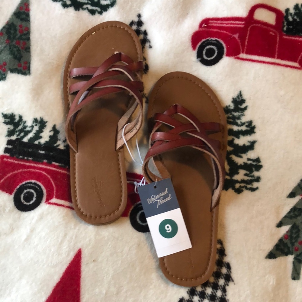 Universal Thread Women Size 9 Sandals